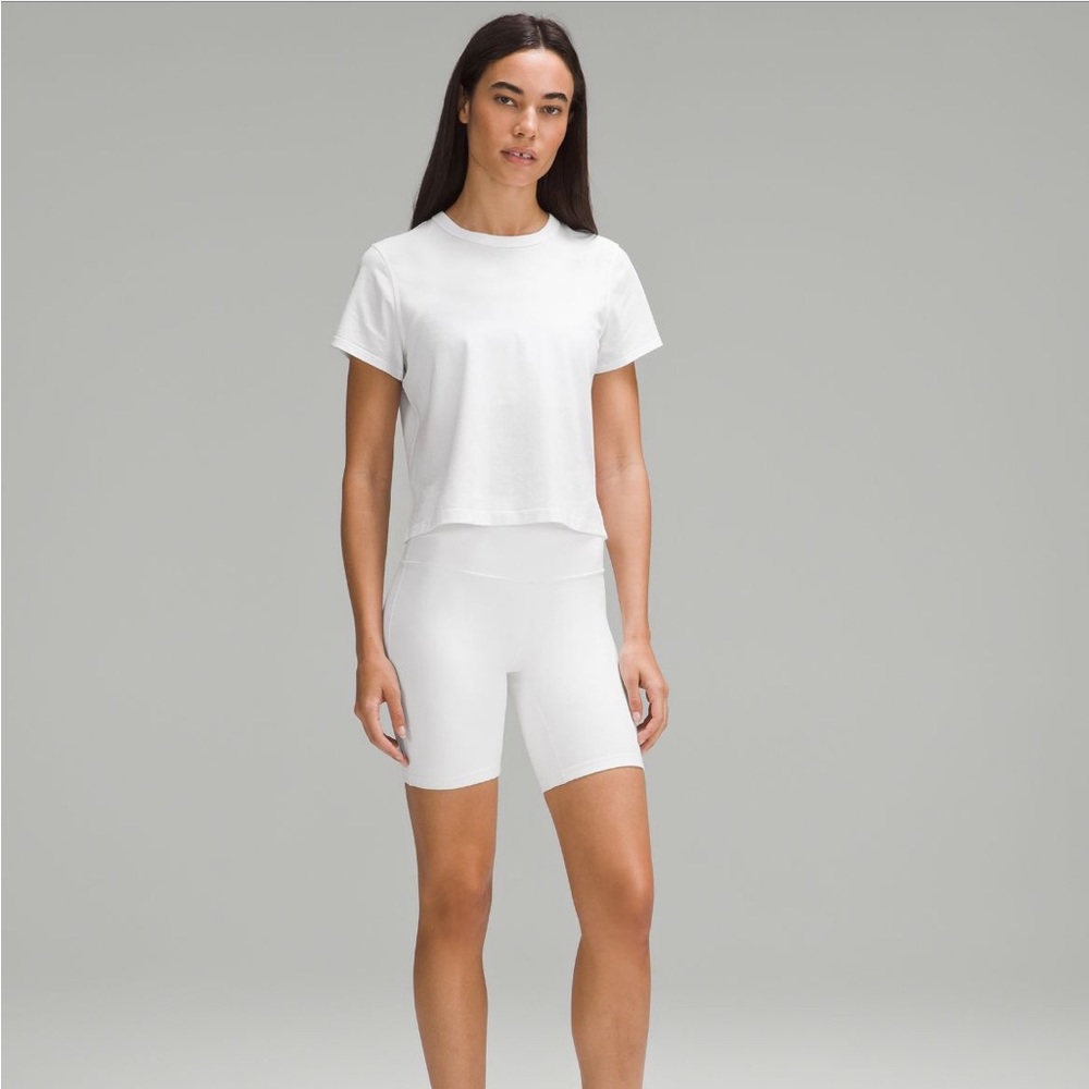 Lululemon tee